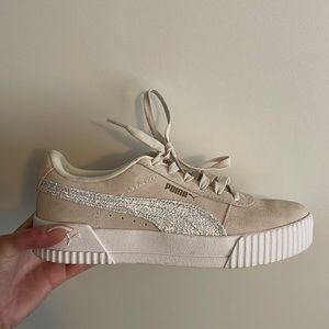 Puma tan shoes
